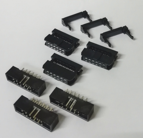 3 x IDC Sockets with Plugs 2mm
